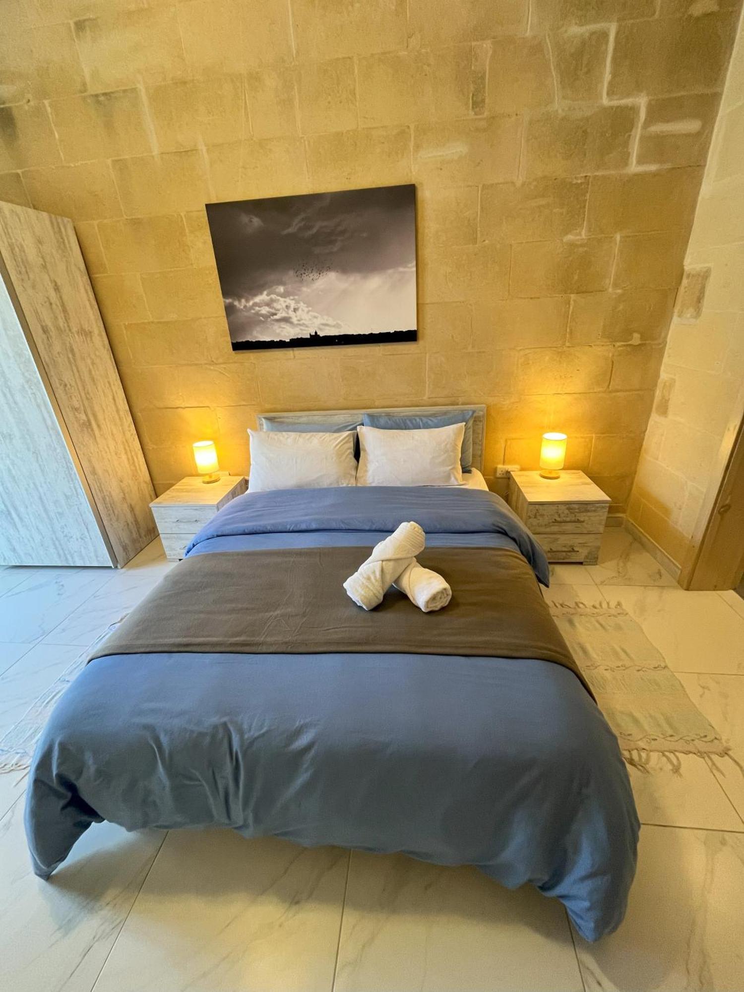 Fiftyfour West Boutique Living Bed & Breakfast Gharb  Ngoại thất bức ảnh